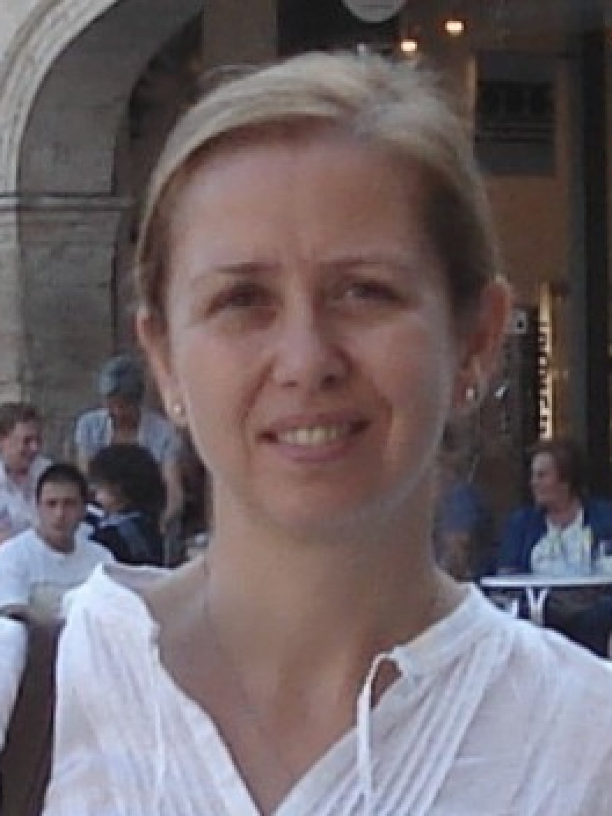Azime Tezer